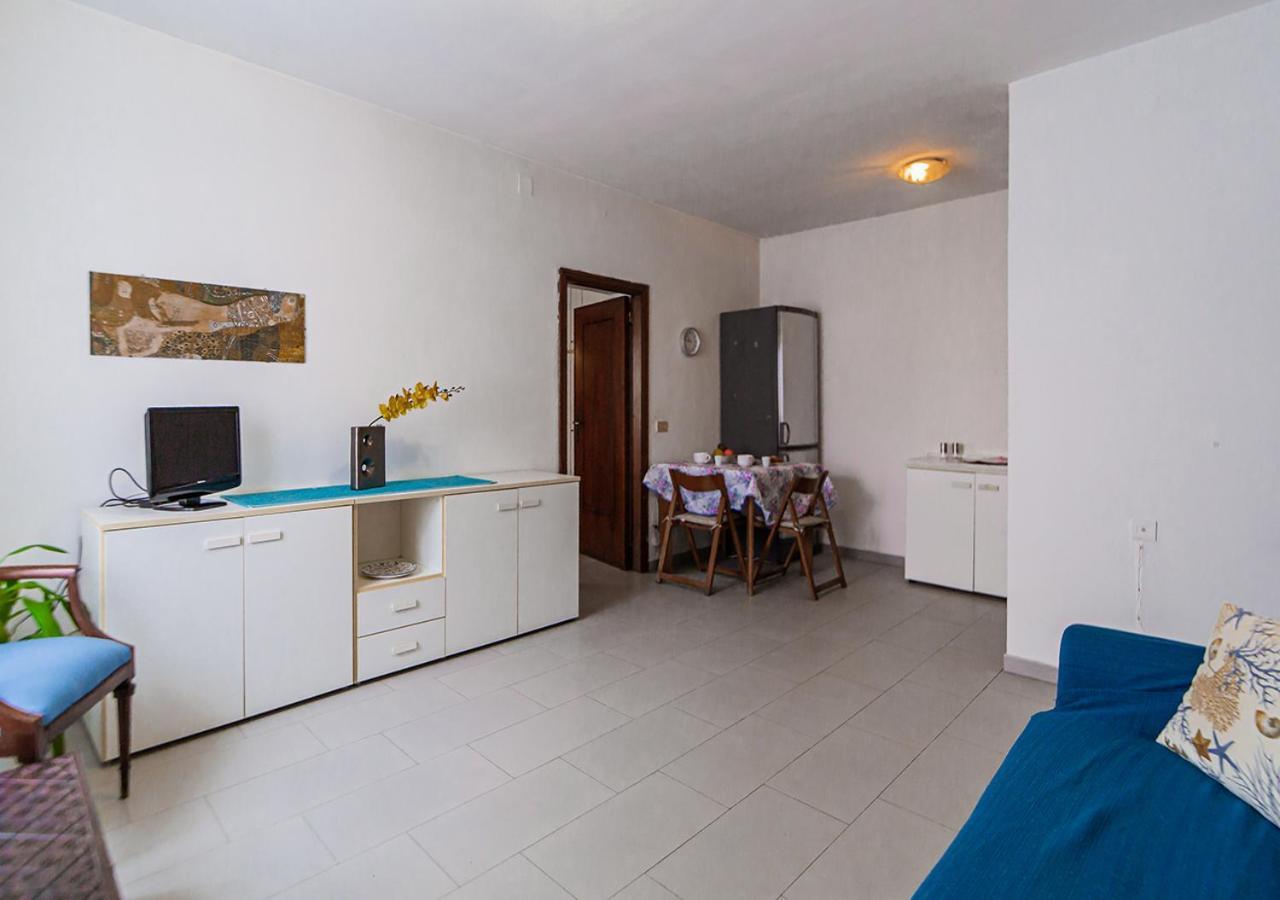 Casa Zara Apartment ลามัดดาเลนา ภายนอก รูปภาพ